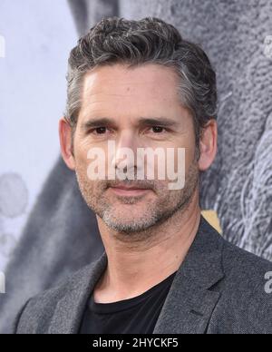 Eric Bana arrive à la première mondiale « King Arthur: Legend of the Sword » qui s'est tenue au TCL Chinese Theatre de Los Angeles, aux États-Unis Banque D'Images