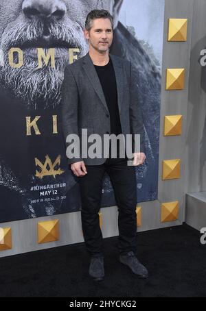 Eric Bana arrive à la première mondiale « King Arthur: Legend of the Sword » qui s'est tenue au TCL Chinese Theatre de Los Angeles, aux États-Unis Banque D'Images