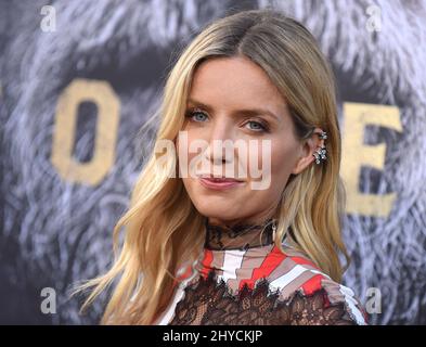 Annabelle Wallis arrive à la première mondiale « King Arthur: Legend of the Sword » qui s'est tenue au TCL Chinese Theatre de Los Angeles, aux États-Unis Banque D'Images