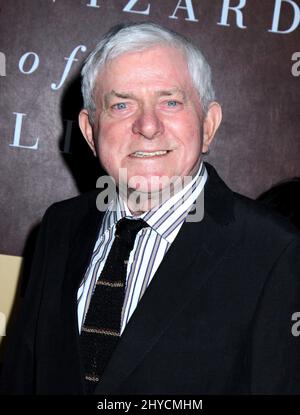 Phil Donahue assistant à la première « The Wizard of Lies » de New York tenue au Museum of Modern Art le 11 mai 2017 Banque D'Images