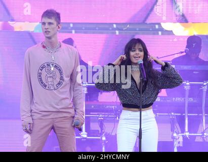 Machine Gun Kelly et Camila Cabello se produit au concert Wango Tango 2017 de KIIS FM 102,7 à Los Angeles Banque D'Images