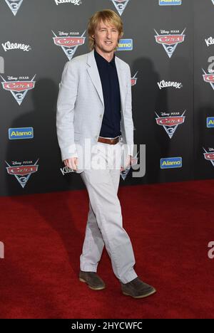 Owen Wilson arrive à la première mondiale « Cars 3 » qui s'est tenue au centre des congrès d'Anaheim Banque D'Images