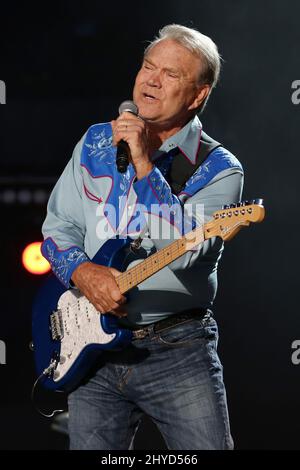 7 juin 2012 Nashville, TN. Glen Campbell 2012 CMA Music Festival concerts de nuit à LP Field Banque D'Images