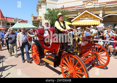 Dolly Parton visite Dollywood dans le Dewitt Banque D'Images