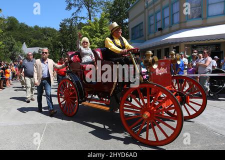 Dolly Parton visite Dollywood dans le Dewitt Banque D'Images