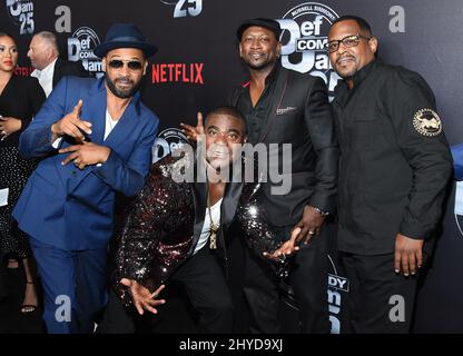 Mike Epps, Tracy Morgan, Joe Torry et Martin Lawrence présents à Netflix présente l'événement spécial « def Comedy Jam 25 » de Russell Simmons, qui s'est tenu à l'hôtel Beverly Hilton de Los Angeles Banque D'Images