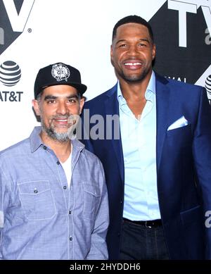 Gotham Chopra et Michael Strahan assistent à la première saison du Tribeca TV Festival 'religion of Sports' qui s'est tenue à Cinepolis Chelsea le 22 septembre 2017 Banque D'Images