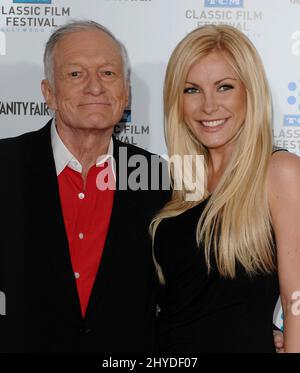 22 avril 2010 Hollywood, ca. Hugh Hefner et Crystal Harris TCM Classic film Festival - 'A Star is Born' - arrivées au Mann's Chinese Theatre Banque D'Images