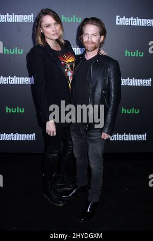 Clare Grant & Seth Green participant au Hulu/Entertainment Weekly New York Comic con After Party qui s'est tenu au Lobster Club de New York, États-Unis Banque D'Images
