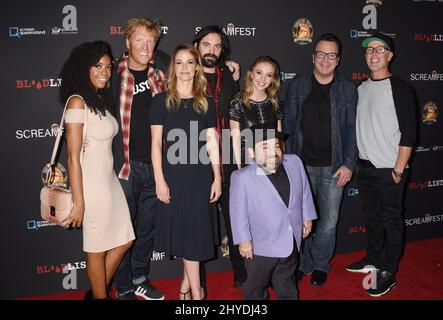 Joi Liaye, Jake Busey, Leisha Hailey, Rhys Coiro, Sydney Sweeney, Tom Arnold, Ron Carlson et Danny Woodburn participant à la première mondiale du Screamfest 2017 de « Dead Ant » Banque D'Images