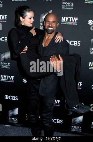 Lina ESCO et Shemar Moore participent aux S.W.A.T. Première mondiale au théâtre SVA le 24 octobre 2017 Banque D'Images