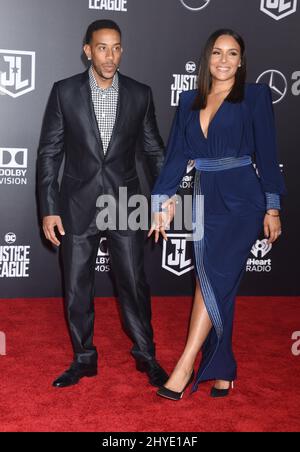 Chris Bridges, Ludacris et Eudoxie Mbouguiyengue assistent à la première mondiale de la Justice League qui s'est tenue au Dolby Theatre à Hollywood, en Californie Banque D'Images