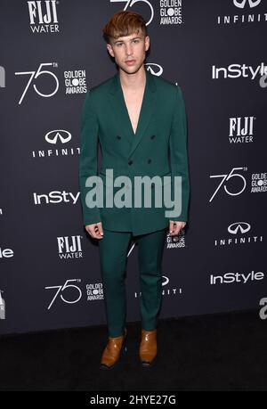 Tommy Dorfman à l'association de presse étrangère de Hollywood (HFPA) et InStyle célèbrent la saison annuelle des Golden Globe Awards 75th à CATCH LA le 15 novembre 2017 à West Hollywood, CA. Banque D'Images