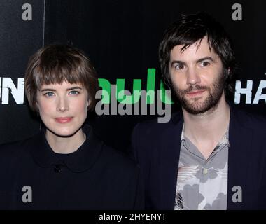 Agyness Deyn & Jim Sturgess participe à la première américaine de la série Hulu Original « Hard Sun » à New York Banque D'Images