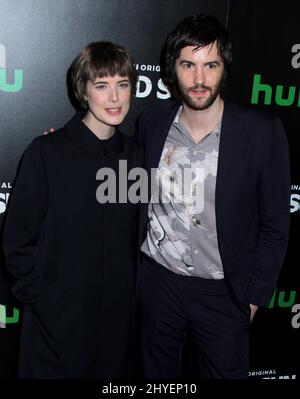 Agyness Deyn & Jim Sturgess participe à la première américaine de la série Hulu Original « Hard Sun » à New York Banque D'Images