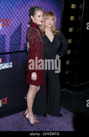 Rachael Taylor et Rebecca de Mornay assistant aux marvels « Jessica Jones » saison 2 - New York première tenue au AMC Loews Lincoln Square le 7 mars 2018. Banque D'Images