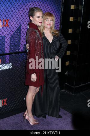 Rachael Taylor et Rebecca de Mornay assistant aux marvels « Jessica Jones » saison 2 - New York première tenue au AMC Loews Lincoln Square le 7 mars 2018. Banque D'Images