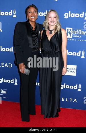 Robin Roberts et Amber Laign assistent aux GLAAD Media Awards 29th qui se tiennent au New York Hilton Midtown, aux États-Unis Banque D'Images