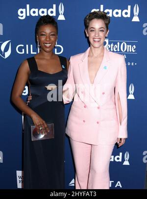 Samira Wiley et Lauren Morelli assistent aux GLAAD Media Awards 29th qui se tiennent au New York Hilton Midtown, États-Unis Banque D'Images