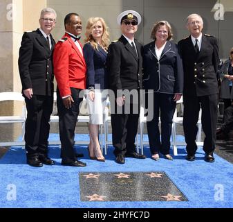 Fred Grandy, Ted Lange, Jill Whelan, Gavin MacLeod, Lauren Tewes et Bernie Kopell pendant les croisières Princess Cruises et Cast of 'The Love Boat' Hollywood Walk of Fame cérémonie honorifique de la plaque des étoiles le 10 mai 2018. Banque D'Images