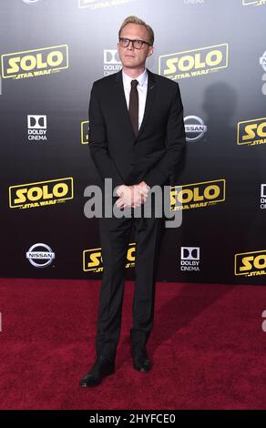 Paul Bettany à la première mondiale « une histoire de la guerre des étoiles » qui s'est tenue au théâtre El Capitan le 10 mai 2018 à Hollywood, en Californie. Banque D'Images