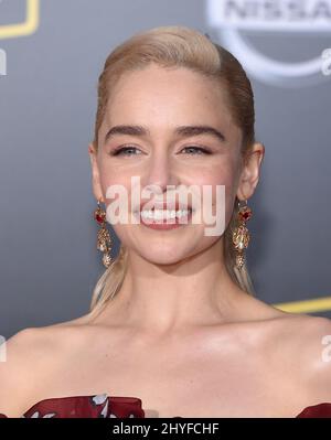 Emilia Clarke à la première mondiale de 'solo: A Star War Story' qui s'est tenue au théâtre El Capitan le 10 mai 2018 à Hollywood, Californie. Banque D'Images