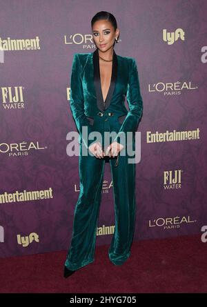 Shay Mitchell participe à l'Entertainment Weekly Pre-Emmy Party 2018 au Sunset Tower Hotel le 15 septembre Banque D'Images