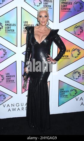 Brigitte Nielsen participe aux Gala Vanguard Awards 49th du Los Angeles LGBT Center, qui ont eu lieu à l'hôtel Beverly Hilton de Los Angeles, en Californie Banque D'Images