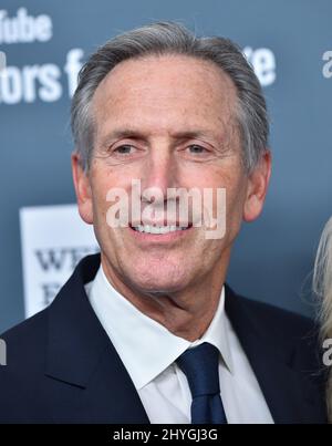 Howard Schultz arrive aux GLSEN respect Awards à l'hôtel Beverly Wilshire le 19 octobre 2018 à Beverly Hills, CA. Banque D'Images