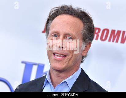 Steven Weber arrive à la quatrième remise annuelle des Carney Awards à la grande scène le 28 octobre 2018 à Santa Monica, aux États-Unis. Banque D'Images