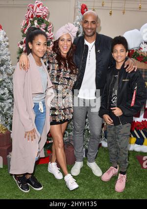 Nicole Ari Parker, Sophie Tei Naaki Lee Kodjoe, Boris Kodjoe et Nicolas Neruda Kodjoe arrivant pour l'événement de vacances Brooks Brothers x St. Jude qui s'est tenu à l'hôtel Beverly Wilshire le 9 décembre 2018 à Beverly Hills, Los Angeles Banque D'Images