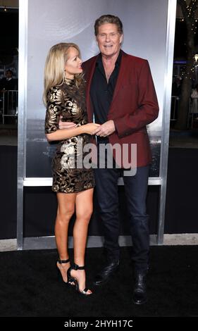 Hayley Roberts et David Hasselhoff arrivent pour la première mondiale « The Mule » qui s'est tenue au Regency Village Theatre le 10 décembre 2018 à Westwood, Los Angeles Banque D'Images