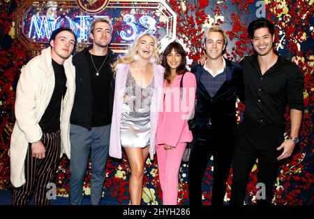 Ryland Lynch, Rocky Lynch, Rydel Lynch, Savannah Latimer, Riker Lynch, Ross Butler assister à l'ouverture du restaurant Mott 32, le Palazzo au Venetian Resort à Las Vegas Banque D'Images