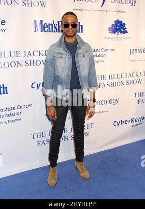 Eric West participe au troisième Blue Jacket Fashion Show annuel qui s'est tenu aux studios Pier 59 le 7 février 2019 à New York City, États-Unis. Banque D'Images