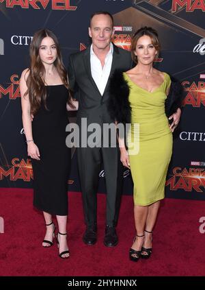 Stella Gregg, Clark Gregg et Jennifer Gray lors de la première mondiale de « Captain Marvel » qui s'est tenue au théâtre El Capitan le 4 mars 2019 à Hollywood, Californie. Banque D'Images