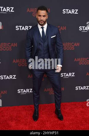 Ricky Whittle arrivée à la première saison 2 de STARZ 'American Gods' à l'Ace Hotel le 05 mars 2019 à Los Angeles Banque D'Images