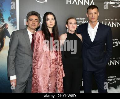 David Farr, Esme Creed-Miles, Mireille Enos et Joel Kinnaman assistant à la première « Hanna » de New York qui s'est tenue à l'hôtel Whitby Banque D'Images