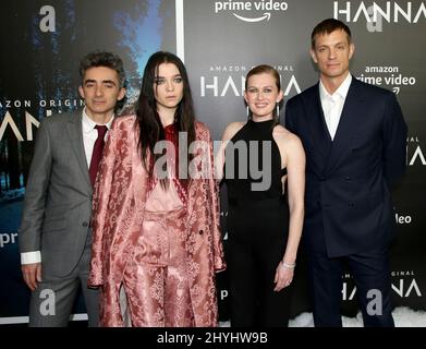 David Farr, Esme Creed-Miles, Mireille Enos et Joel Kinnaman assistant à la première « Hanna » de New York qui s'est tenue à l'hôtel Whitby le 21 mars 2019 à New York City, NY Banque D'Images