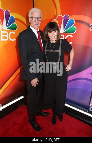 Ted Danson et Mary Steenburgen assistent à NBCUniversal Upfront à New York Banque D'Images