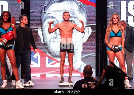 Isaac Lowe pendant Tyson Fury contre Tom Schwarz Heavyweight Fight Fight Weight-in, MGM Grand Garden Arena, MGM Grand Hotel & Casino Banque D'Images