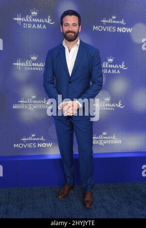 Colin Donnell arrive à la chaîne Hallmark et Hallmark Movies & Mystères été 2019 TCA à la résidence privée le 26 juillet 2019 à Beverly Hills, CA. Banque D'Images