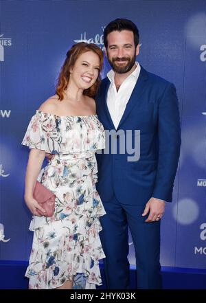 Patti Murin et Colin Donnell à Hallmark Channel et Hallmark Movies & Mystères 2019 été TCA tenu dans une résidence privée à Beverly Hills le 26 juillet 2019 à Beverly Hills, ca. Banque D'Images