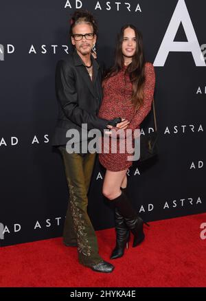 Steven Tyler et Chelsea Tyler arrivent à la projection spéciale « ad Astra » au Cinerama Dome le 18 septembre 2019 à Hollywood, en Californie. Banque D'Images