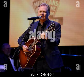 Steve Wariner assistait à la cérémonie et au concert d'induction du Temple de la renommée des musiciens 2019 qui se tiennent au Schermerhorn Symphony Center de Nashville, TN. Banque D'Images