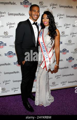 Andre Winslow, Natalie Winslow (Mrs America) à Victoria's Voice, une soirée pour sauver des vies présentée par la Victoria Siegel Foundation et Greenspoon Marder LLP qui se sont tenues au Westgate Las Vegas Resort & Casino le 25 octobre 2019 à Las Vegas. Banque D'Images