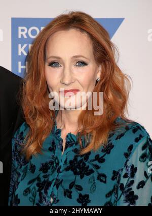 J.K. Rowling assistait aux RFK Ripple of Hope Awards à New York City, États-Unis, le jeudi 13 décembre 2019. Banque D'Images