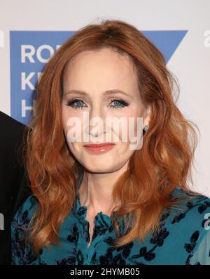 J.K. Rowling assistait aux RFK Ripple of Hope Awards à New York City, États-Unis, le jeudi 13 décembre 2019. Banque D'Images