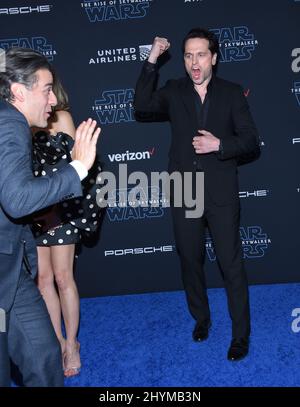 Keri Russell et Matthew Rhys participant à la première mondiale de Star Wars: L'ascension de Skywalker à Los Angeles Banque D'Images