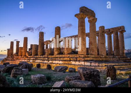 Temple de Hera, Valle dei Templi (Vallée des temples) Parc archéologique, Agrigente, Sicile, Italie Banque D'Images