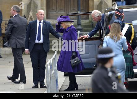 Prince Charles et Camilla / duc et duchesse de Cornwall arrivant pour le Commonwealth Service à Westminster Abbey, Londres, 14th mars 2022. Banque D'Images